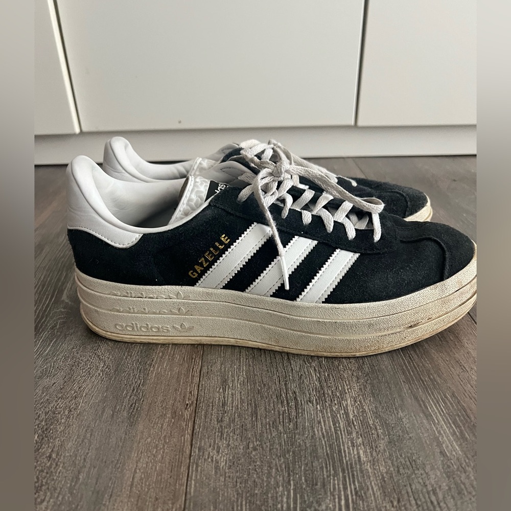 Adidas Gazelle Bold, gently worn